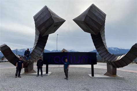 Raising horns in a large-scale steel art installation