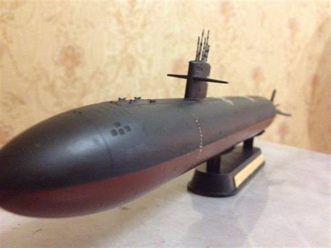 1:350 USS Los Angeles class submarine complete model