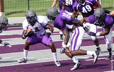 UCA Bears Football Team Improves - True Freshman Receiver Shines