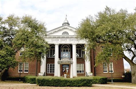 Calhoun County Courthouse renovations to begin in April