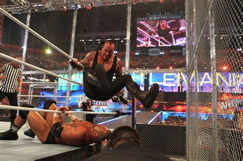 Page 5 - 5 of The Undertaker's best Hell in a Cell matches