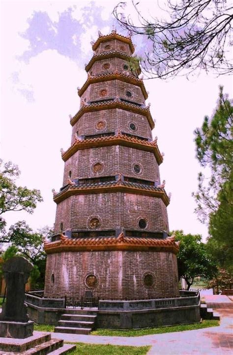 Thien Mu Pagoda - Pagoda of the Celestial Lady