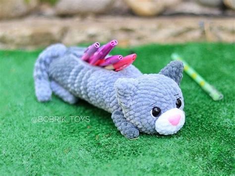 Crochet cat pencil case free pattern | Amigurumi Space