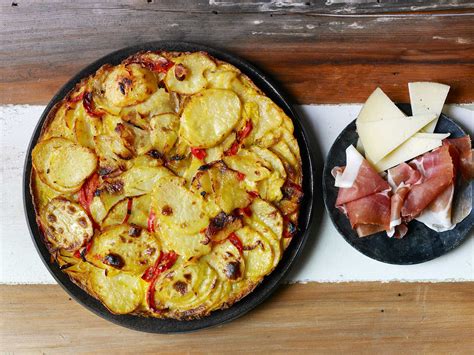 Basque Potato and Pepper Tortilla with Ham and Cheese | Saveur