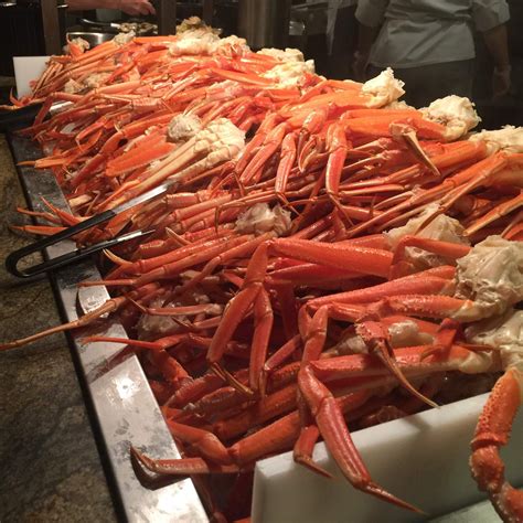 Fill Up on King Crab Legs at Las Vegas' Absolute Best Seafood Buffets ...