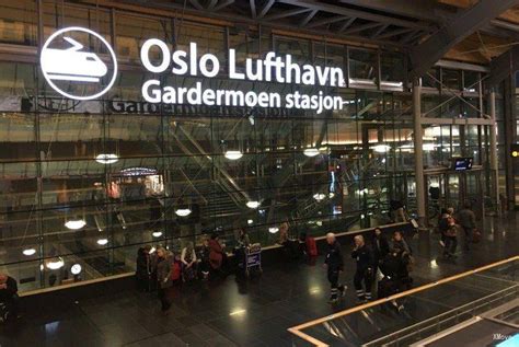 Aéroport D'oslo Gardermoen Billets, Carte, Départs en direct, | G2Rail