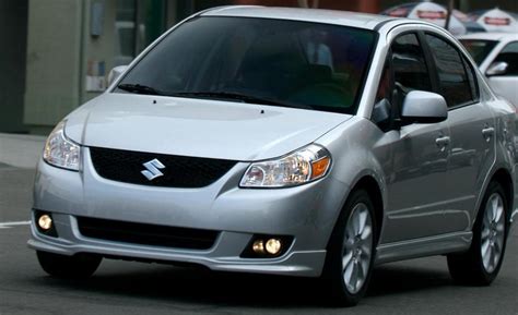 Suzuki SX4 Photos and Specs. Photo: Suzuki SX4 Specifications and 23 ...