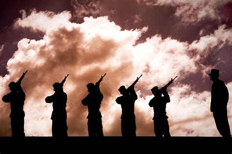 21 Gun Salute at Sunset http://on.fb.me/Irzzrm | Home of the Brave | Pinterest | Fort hood texas ...