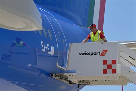 Swissport International AG - Swissport celebrates one-year anniversary in Italy