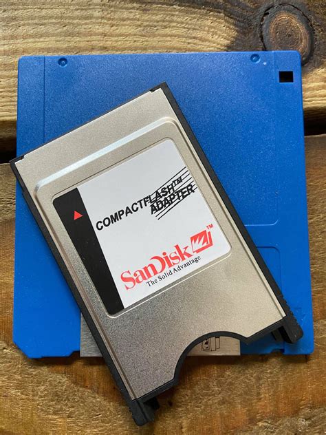 Amiga PCMCIA Compact Flash adapter - Sandisk Amiga 600 Amiga 1200 CF A600 A1200 - Retro32