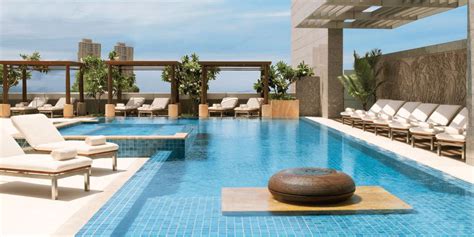 Four Seasons Hotel Mumbai in Mumbai, India