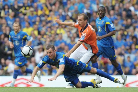 Conference Premier Play Off-Final 2011: AFC Wimbledon v Luton - Get ...