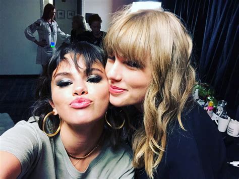 Taylor Swift and Selena Gomez Celebrate Their Friendship | Glitter Magazine