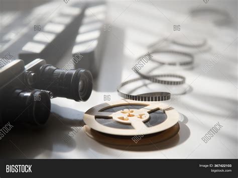 Roll Film Movie Camera Image & Photo (Free Trial) | Bigstock