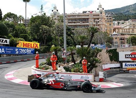 Monaco Formula 1 Grand Prix. The famous hairpin turn. | Monaco grand prix, Grand prix, Grand ...