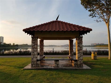 Beautiful and Relaxing Gazebo Design Ideas