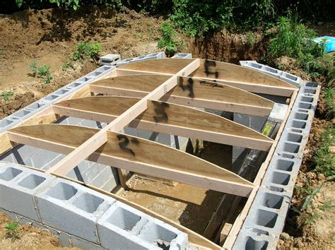 How To Build A Solid Root Cellar | Root cellar, Underground shelter, Root cellar plans