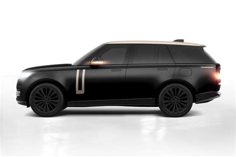 Range Rover SV - Black Satin Design | WrapStyle