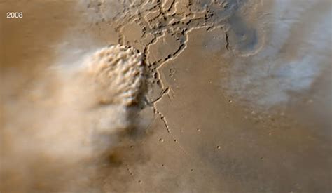 NASA monitors giant dust storms on Mars - TrendRadars