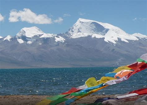 Lake Manasarovar Ngari, Holy Lake for Pilgrimages