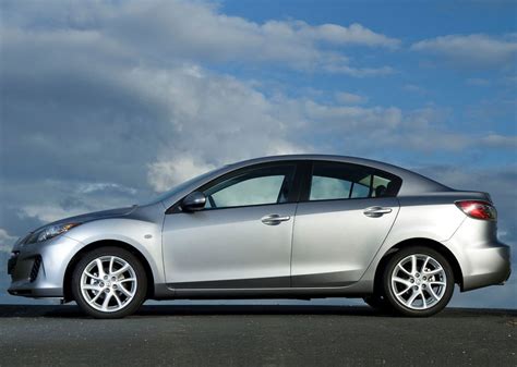 2012 Mazda3 Review, Specs, Pictures, MPG & Price