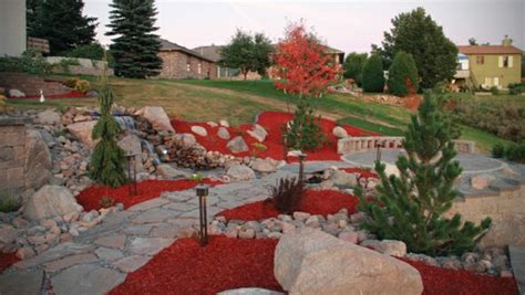 Outstanding Red Mulch Landscaping Ideas You Will Love To Copy - Top Dreamer