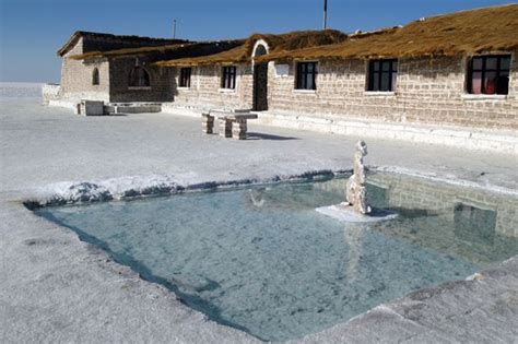 Salt Hotel,Salar de Uyuni, Bolivia | Unusual hotels, The good place, Vacation