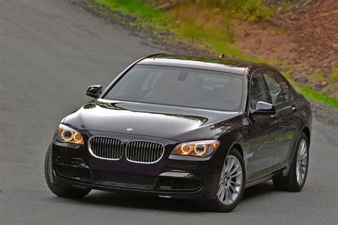 Bmw 740 - amazing photo gallery, some information and specifications, as well as users rating ...