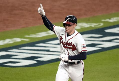 WATCH: Atlanta Braves Star Smashes 460 Ft Career Record Home Run vs ...