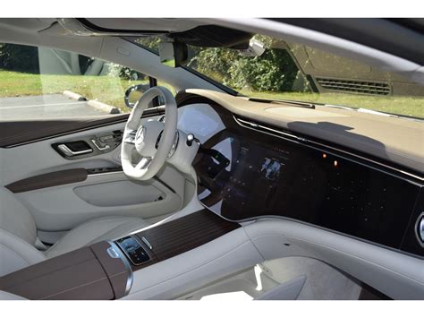 2023 Mercedes-Benz EQS Sedan: 37 Interior Photos | U.S. News