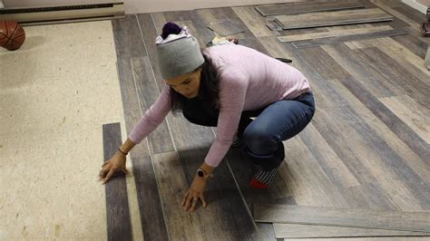 How To Install Vinyl Flooring Over Tiles Linoleum Thrift Diving You