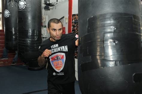 bantamweight finale workout photos (6) - ProBoxing-Fans.com