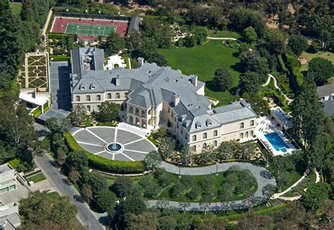 Siete pronti a sognare? Ecco le case più grandi del mondo | Billionaire homes, Mansions ...