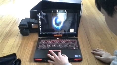 Alienware M14X R2 Unboxing - YouTube