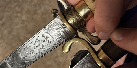 Edged Weapons | Antique Pistols