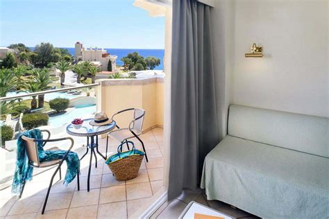 Family Room Sea View – Lindos Royal Resort