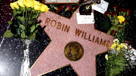 Remembering Robin Williams Across the Country | Entertainment Tonight