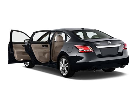 Interior Doore: Nissan Altima 2 Door Interior