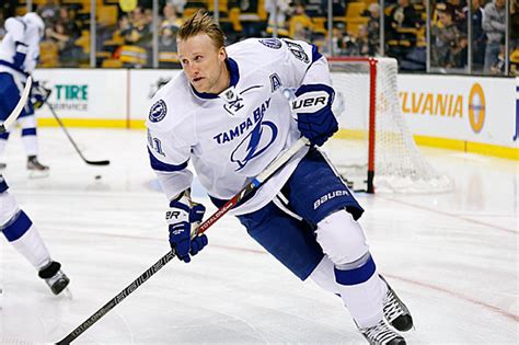 Lightning's Steven Stamkos cleared to return from injury - Sports Illustrated