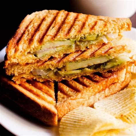 Indian Grilled Sandwich Recipe (With Veggies) » Dassana's Veg Recipes
