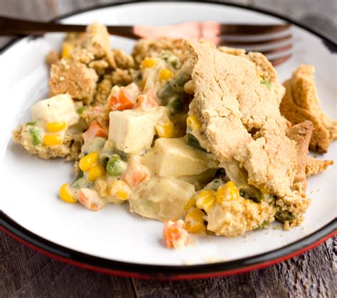 Rustic Creamy Country-Style Tofu Pot Pie - HealthyHappyLife.com