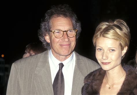 Gwyneth Paltrow Dad - Gwerh