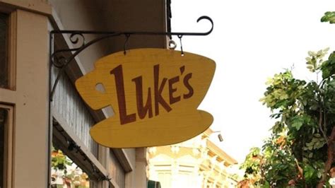 Luke's Diner From 'Gilmore Girls' Is Real And You Can Get Coffee On The ...