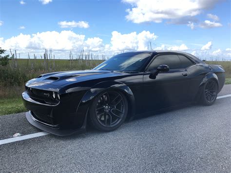 2019 Dodge Hellcat Black - Yaril's Customs