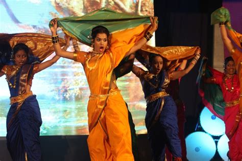 Lavani - The Regional Folk Dance of Maharashtra