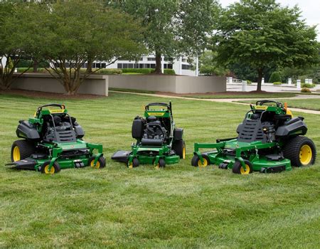 Commercial Mowers | QuikTrak™ Q865R Stand-On Mowers | John Deere CA