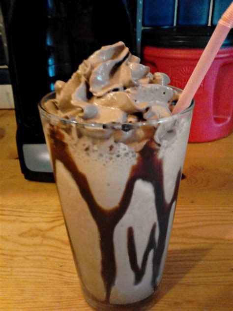 April's Country Life: Homemade Mocha Frappe