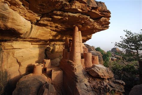 The Dogon Villages of Bandiagara Escarpment | Amusing Planet