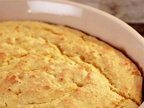 15 Great Paula Deen Cornbread Recipes – Easy Recipes To Make at Home