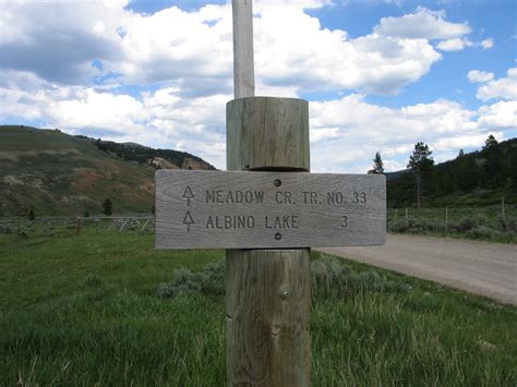 320 Guest Ranch Blog: Hiking Albino Lake, Gallatin National Forest